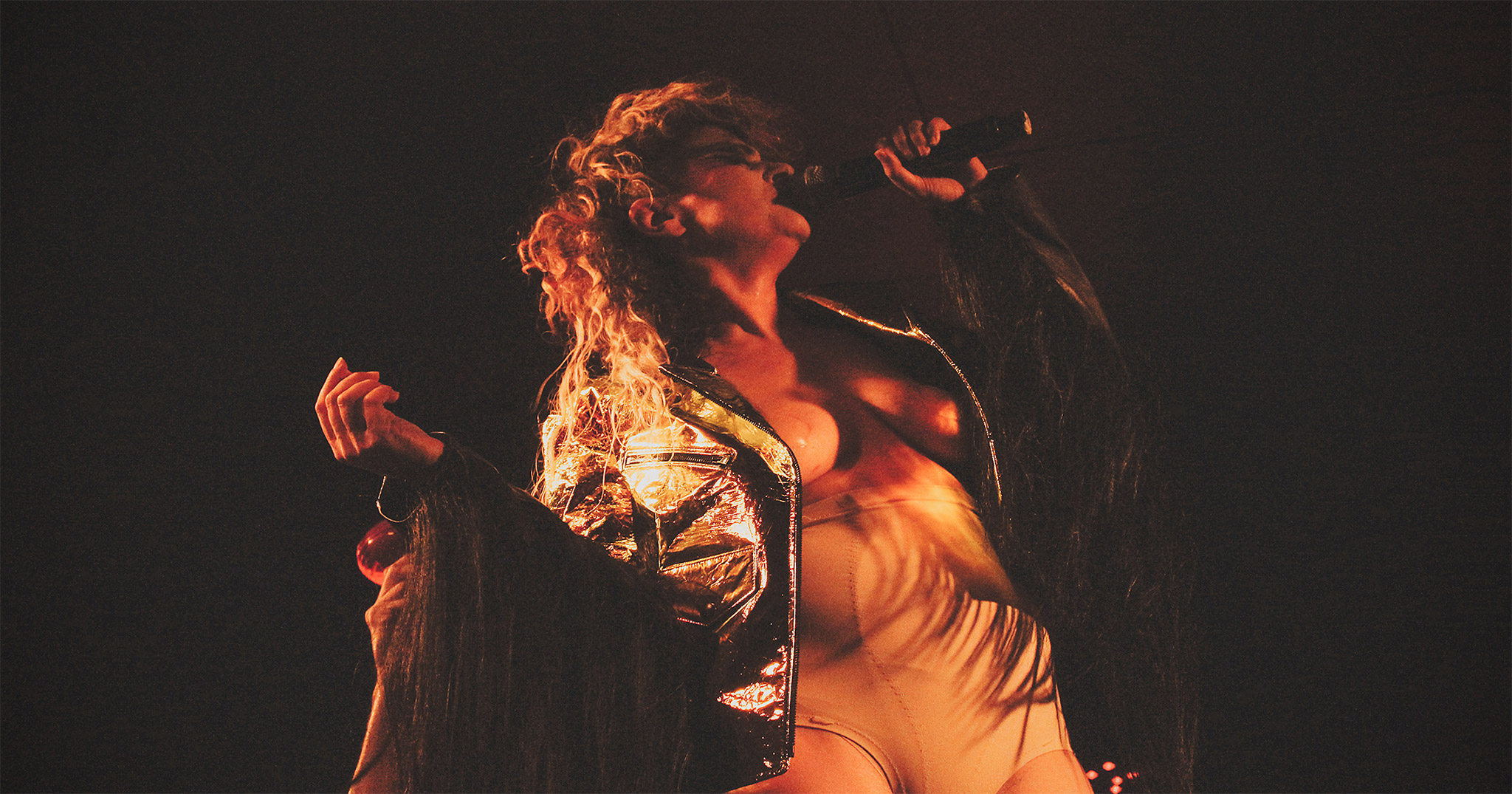 Peaches performing live at The Kings Arms Tavern, Auckland 2016. Image by Sarah Kidd.