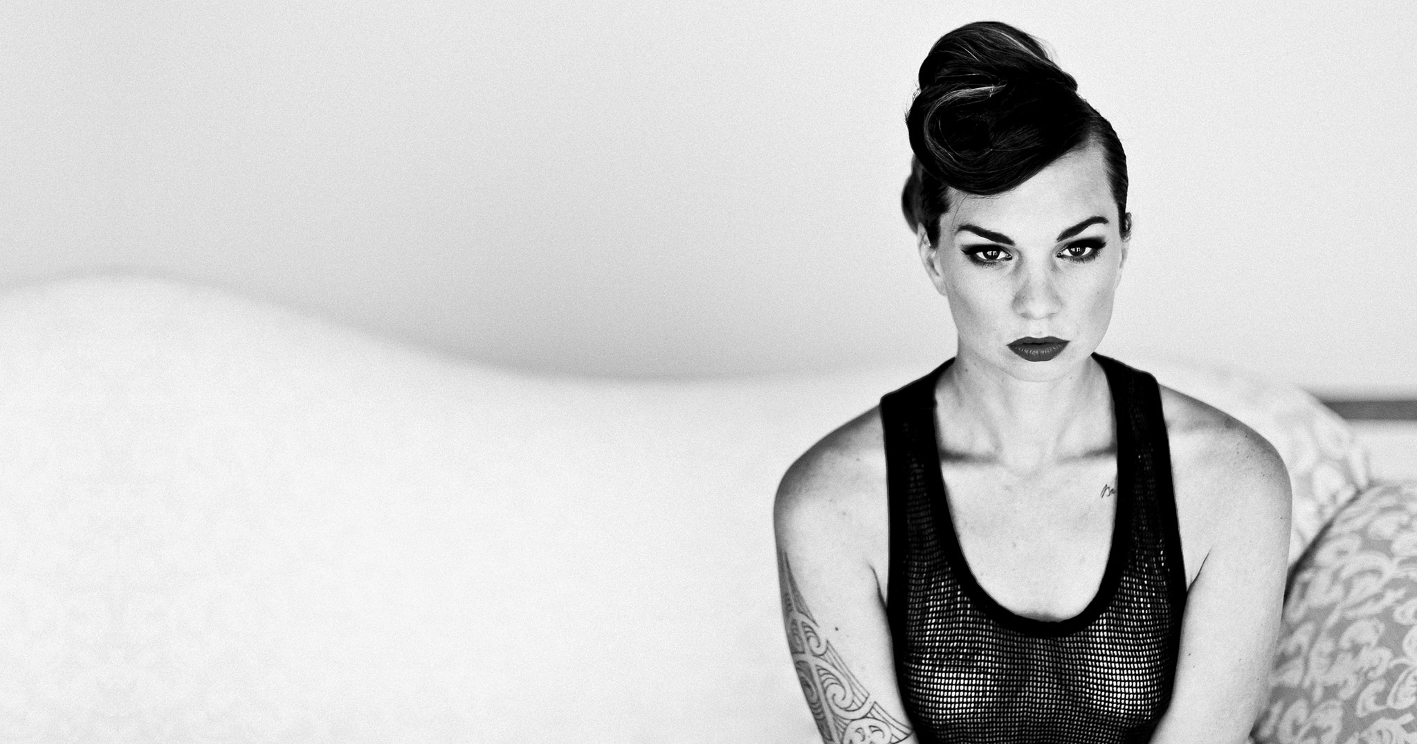 Hollie Smith Acoustic