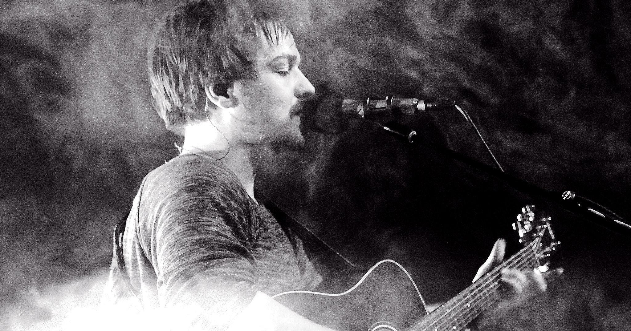 Milky Chance perform live in Auckland, New Zealand 2017. Image by Sarah Kidd.