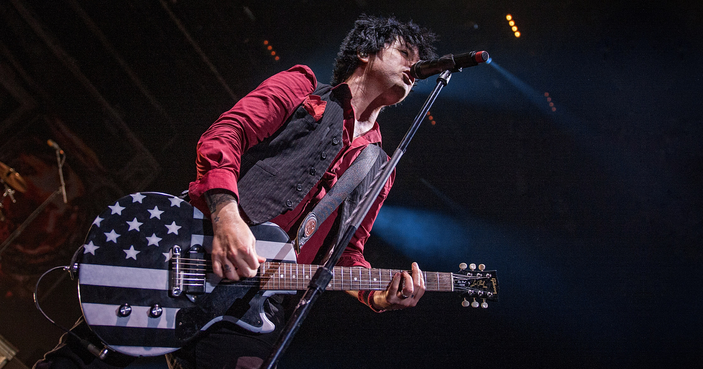 Green Day perform live at Spark Arena, Auckland, New Zealand, 2017. Image by Doug Peters.