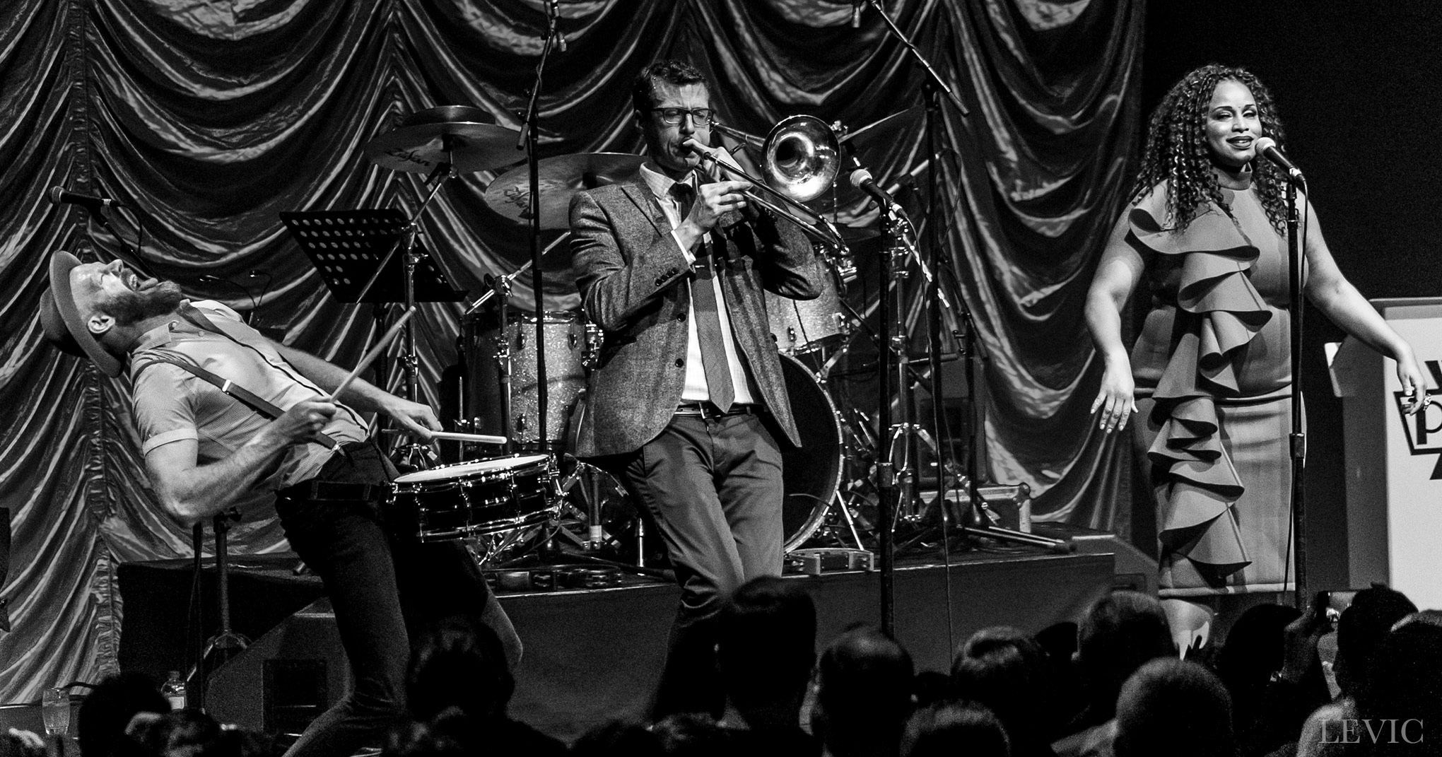 Postmodern Jukebox performing live in Auckland, New Zealand, 2017. Image by LeVic Visuals.