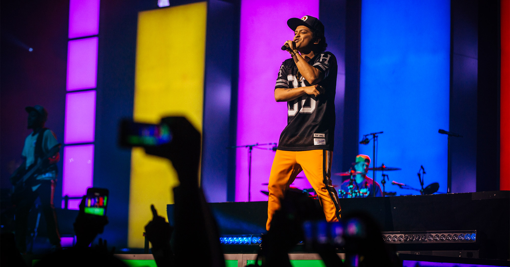 Bruno Mars performing live in Auckland, New Zealand 2018.