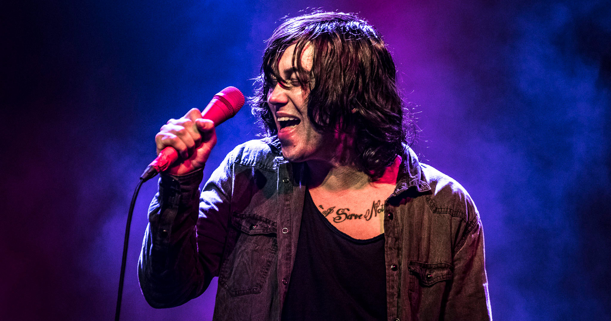 Sleeping With Sirens performing live in Auckland, New Zealand, 2018. Image by Matt Henry Photography.