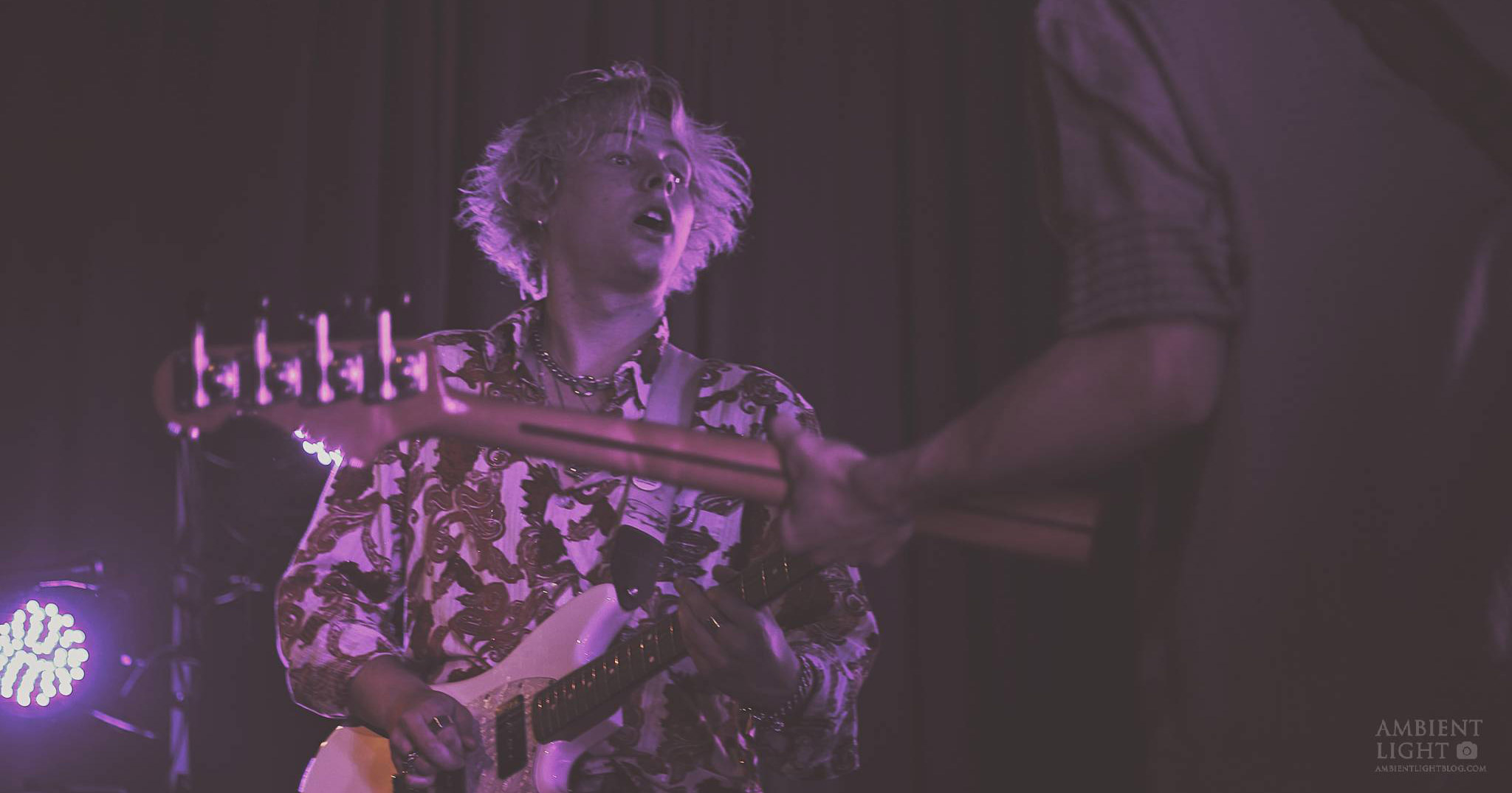 Daffodils performing live in Auckland, New Zealand 2018. Image by Sarah Kidd.