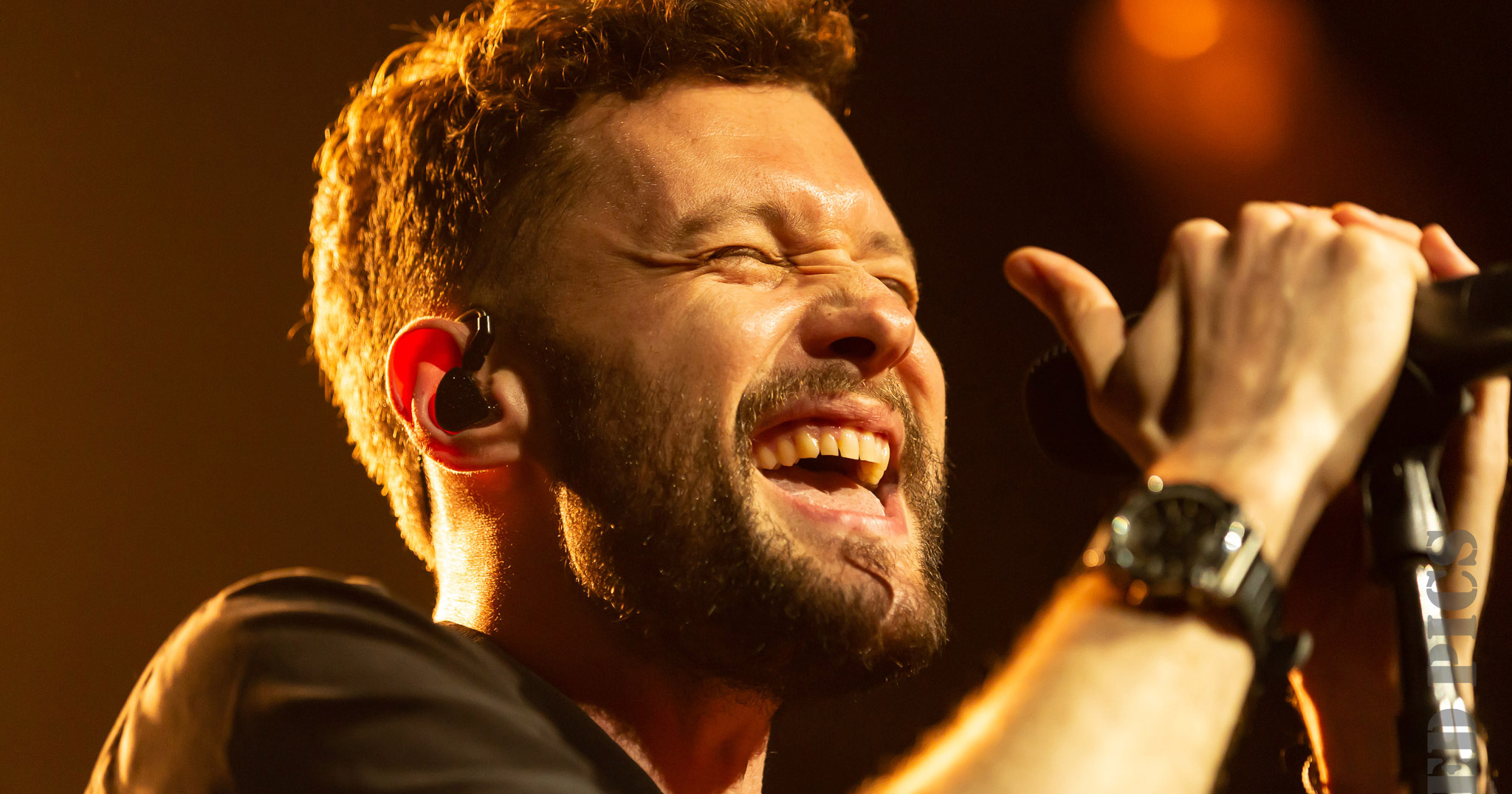 Calum Scott performing live in Auckland, New Zealand 2018. Image by Zed Pics.