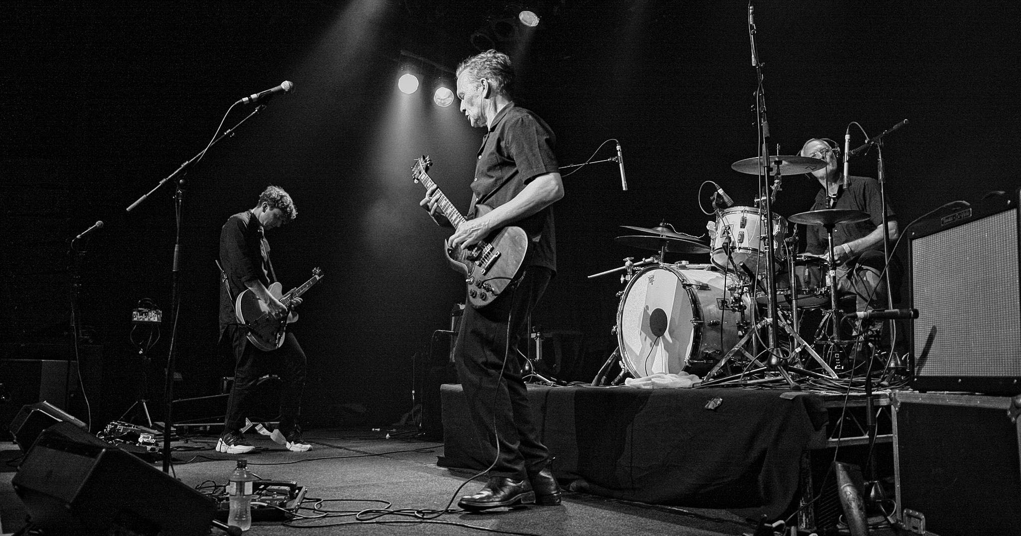 Dimmer & Straightjacket Fits performing live in Auckland, New Zealand 2018. Image by Doug Peters.