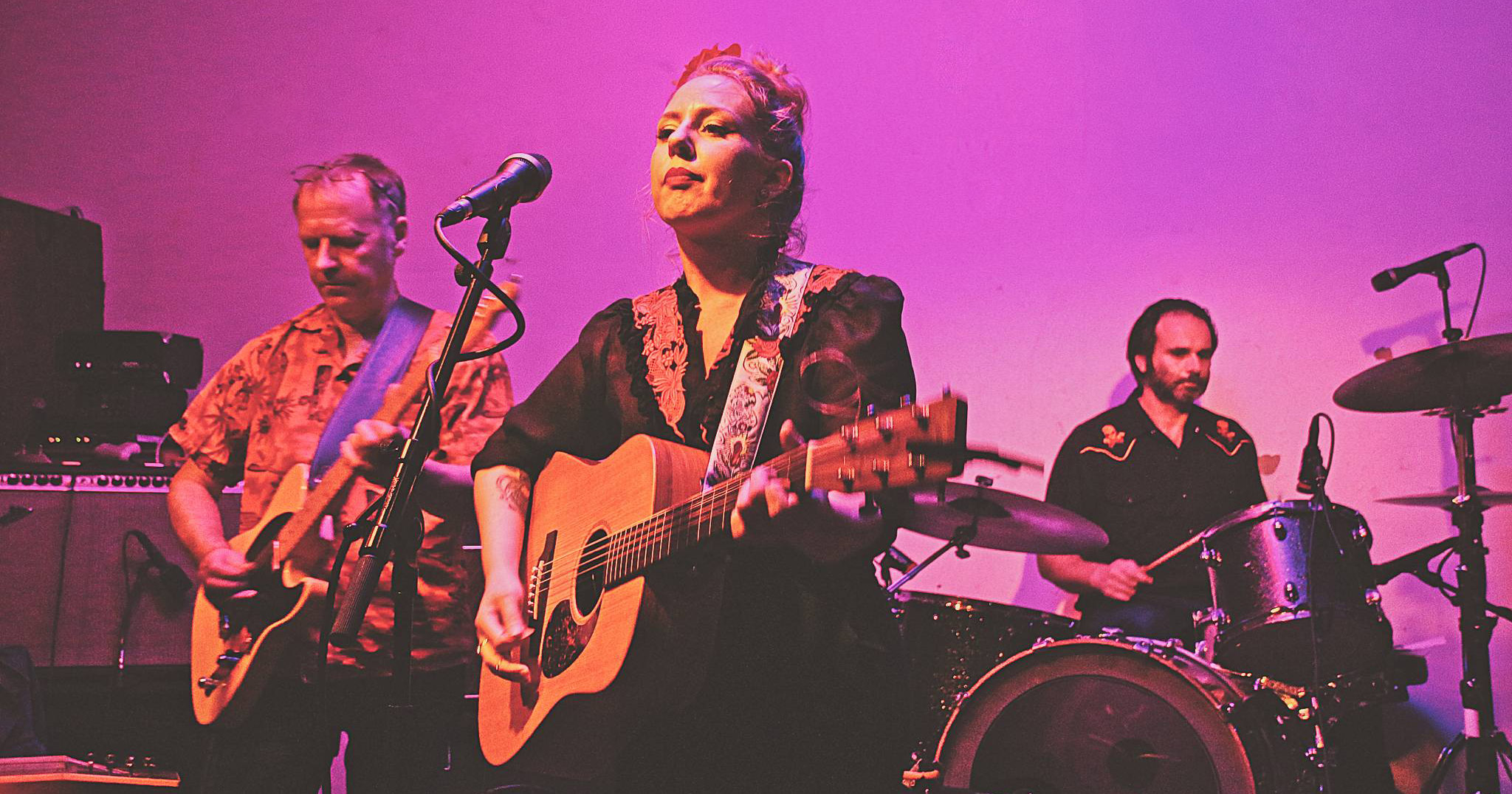 Kendall Elise performing live in Auckland, New Zealand, 2018. Image by Sarah Kidd.