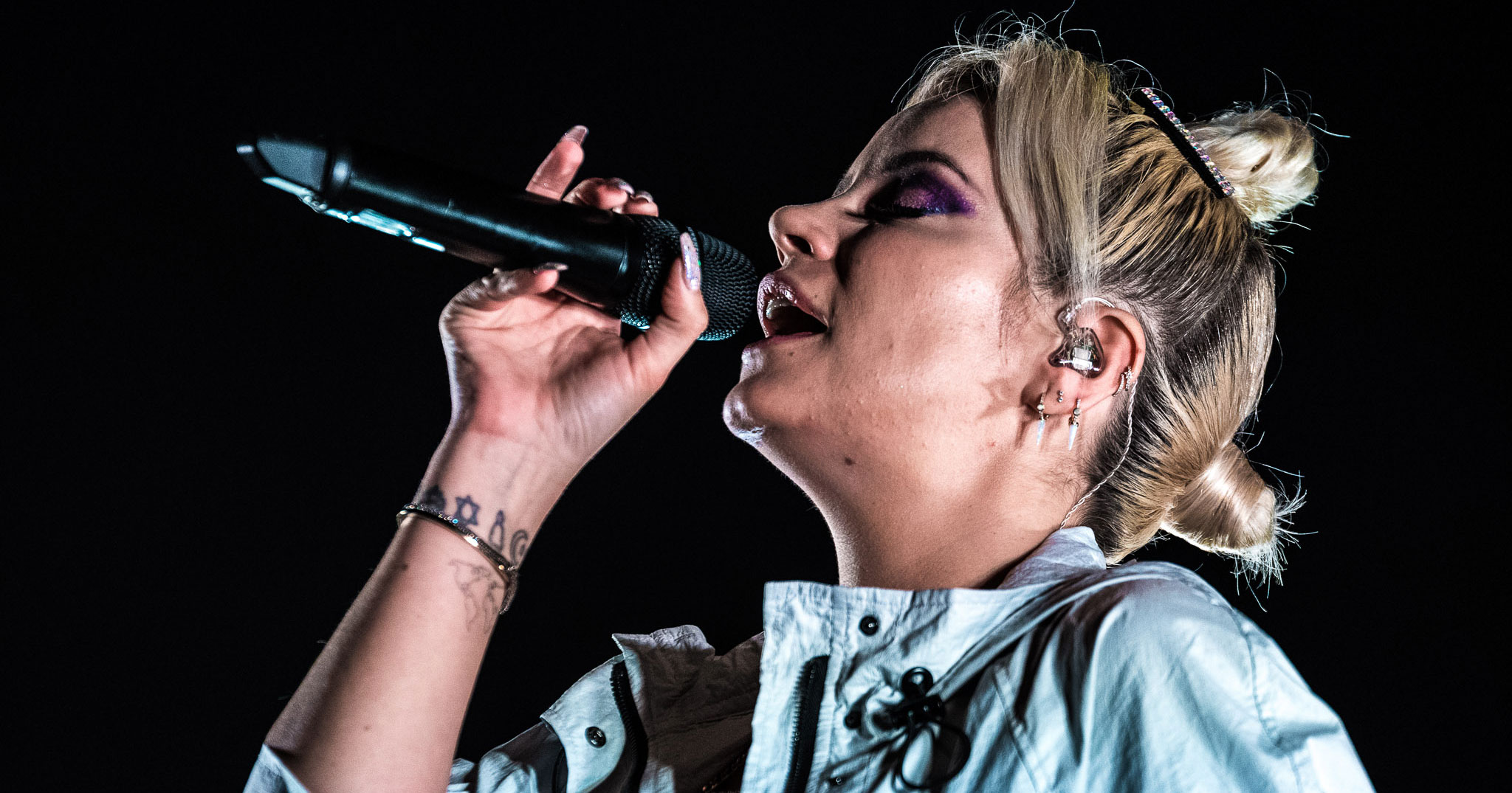 Lily Allen performing live in Auckland, New Zealand 2019. Image by Matt Henry Photography.