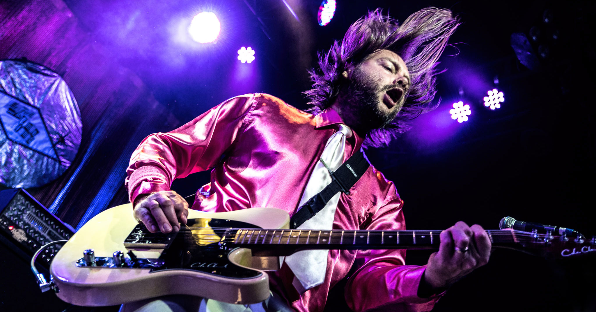 Me First & The Gimme Gimmes performing live in Auckland, New Zealand, 2019. Image by Matt Henry Photography.