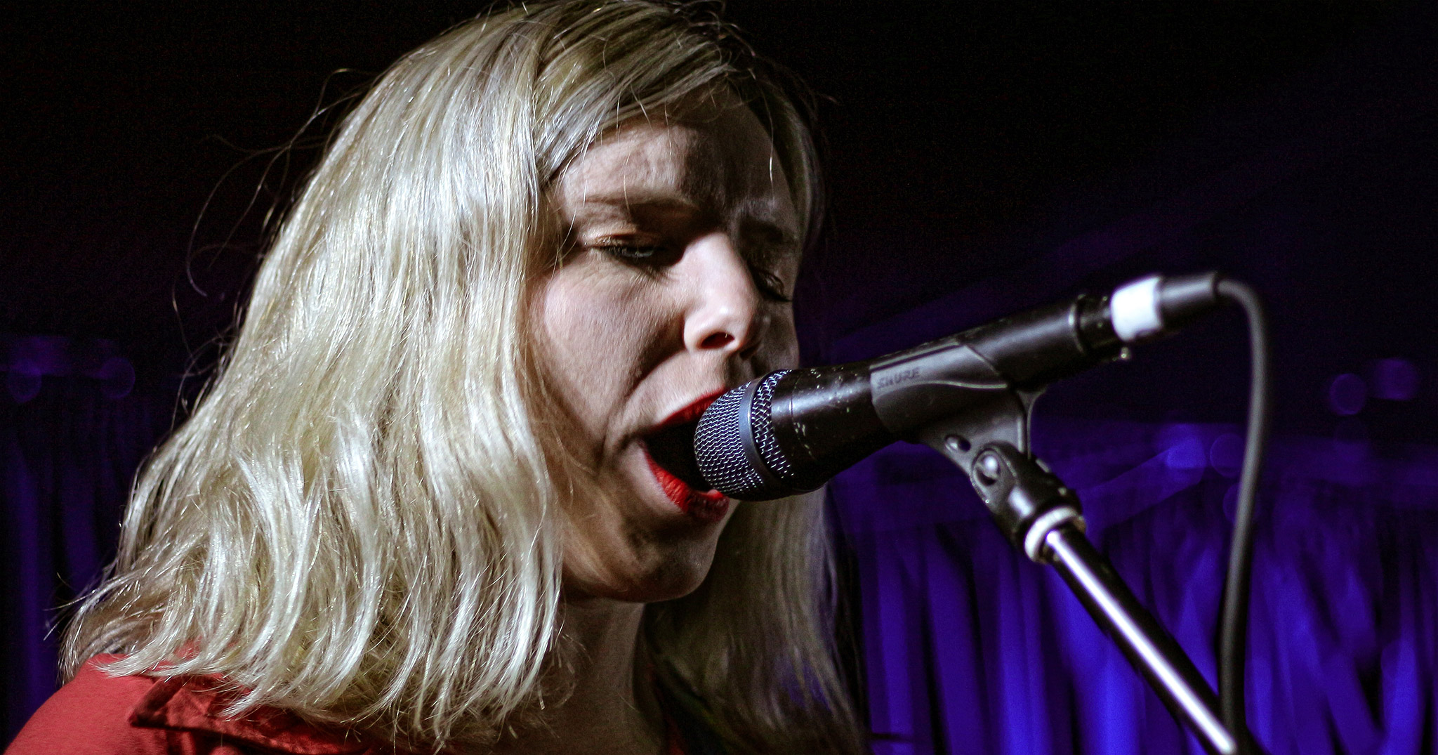 Mermaidens performing live in Auckland, New Zealand 2019. Image by Sarah Kidd