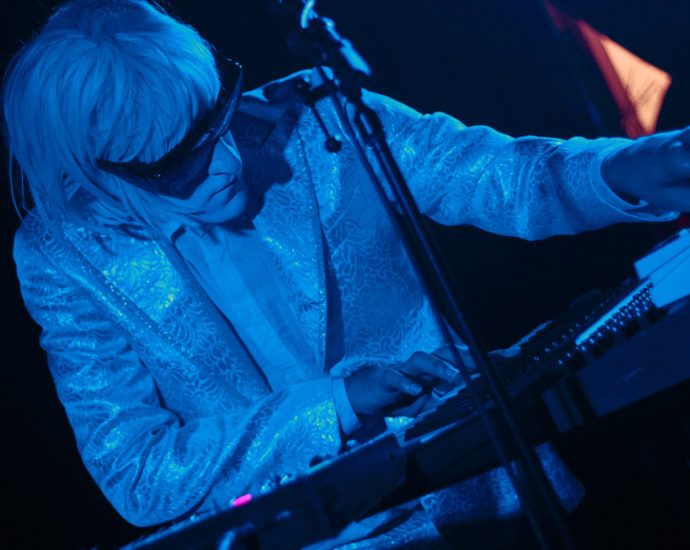 Drab Majesty performing live in Auckland, New Zealand 2020. Image by Connor Crawford Photography.