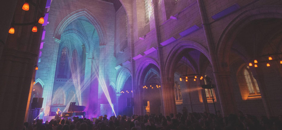 Amanda Palmer performing live in Auckland, New Zealand, 2020. Image by Doug Peters.