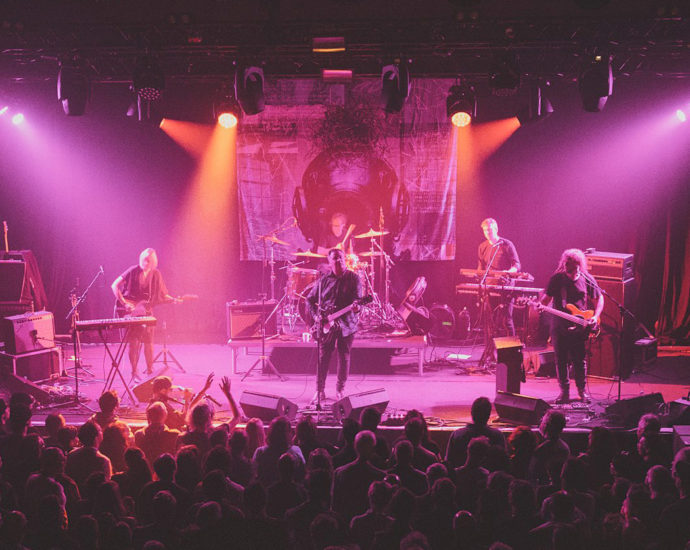 The Chills by Doug Peters