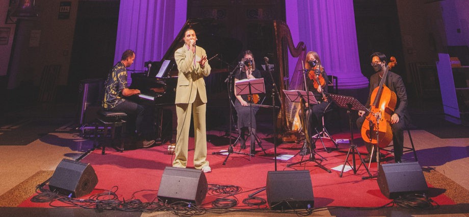 Georgia Lines performing live in Auckland, New Zealand 2022. Photo by Doug Peters.