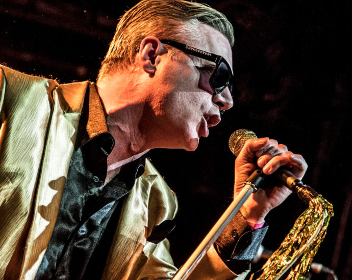 Me First and the Gimme Gimmes