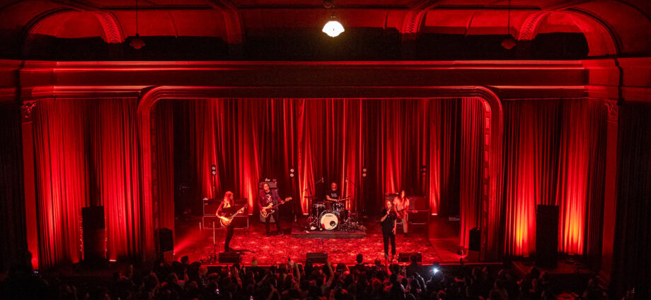 La Dispute performing live at The Hollywood Theatre, Auckland New Zealand, 2023. Photo by Doug Peters.