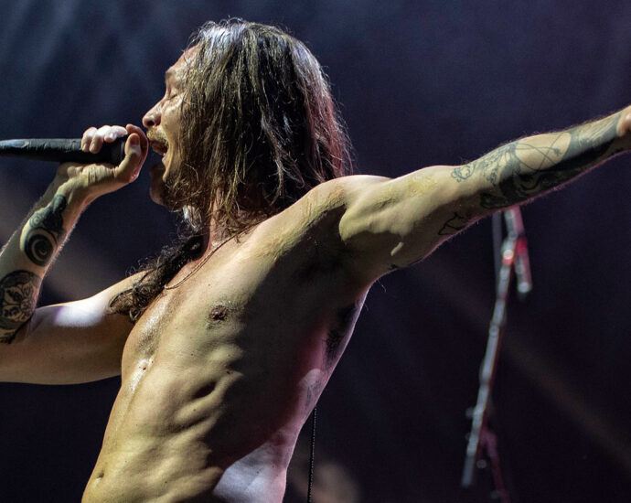 Incubus performing live at Trusts Arena, Auckland New Zealand 2024. Photo by Doug Peters.
